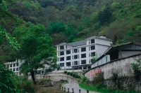 Gengda Yujianchuan Homestay - ที่มีที่จอดรถ