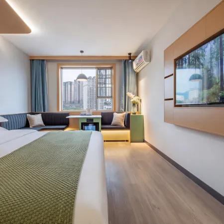 HX·Happy Travel Hotel