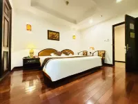 Huong Sen Hotel Hotels near Manna