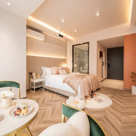 Juzhiranju Hotel (huaguoyuan White House Shopping Center store)