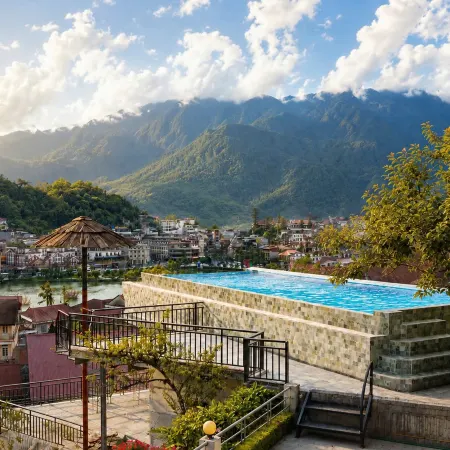 Sapa Village Hotel