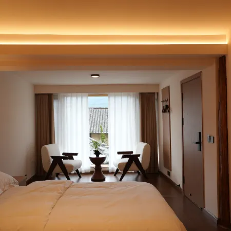 Guihe Homestay (Dali Heqing)