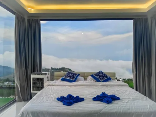 View Dee Phu Thap Boek - Mountain view