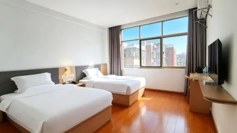 Linwu Jiahua Hotel in Linwu County