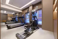 Homeinn Plus Hotel (Dalian Wafangdian Changxing Island Economic Zone) - parking
