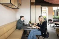 ホテル イビス アントウェルペン セントラム - 朝食