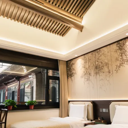 Xigu Qingshe Homestay (Nuanquan Ancient Town Scenic Area)