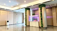TukE China Light Residence Hotel - breakfast