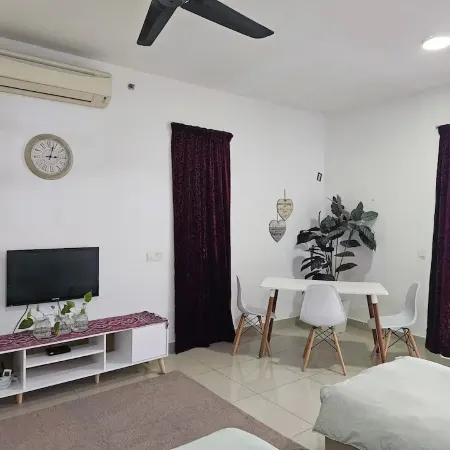 Urban 360 Suite, Ritzqe Homestay