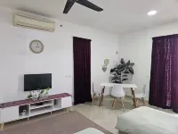 Urban 360 Suite, Ritzqe Homestay - 주차장