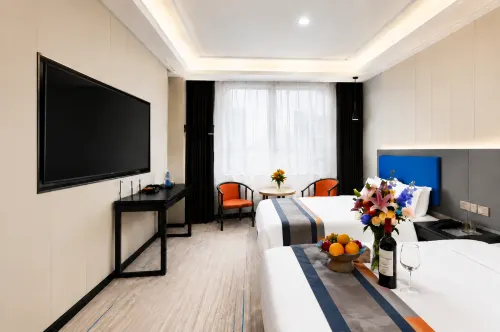 Tuwo Holiday Hotel (Qinghai Sports Center Wanda Plaza Branch) - Pet friendly