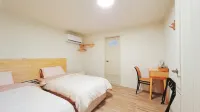 Ocean Breeze B&B - breakfast