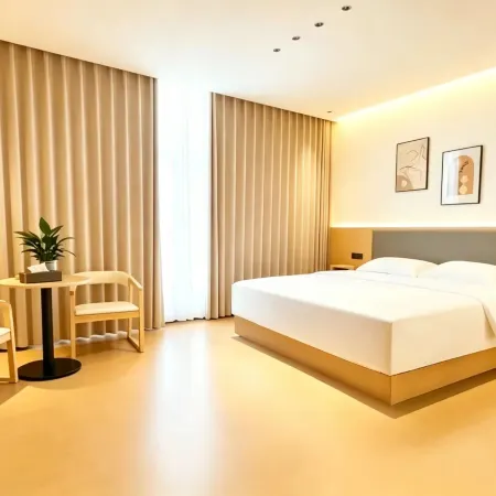 Lipu Xinyi Hotel