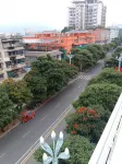 Yanbian Junmanlou Hotel - parking