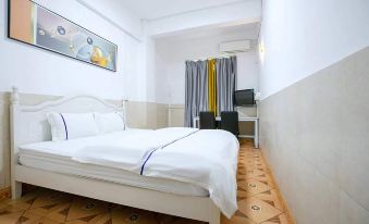 Orange hotel