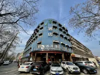 Baichuan Hotel (Zhoukou Passenger Transportation Center Station) - Bãi đậu xe