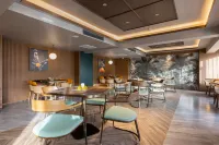 Orange Hotel (Xining Shengli Road People's Park) Hotels in Xining