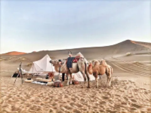 敦煌鳴沙山大漠祕境野奢沙漠露營基地