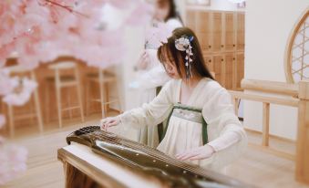 Sishitang Hot Spring Cinema Hotel (Nanjing Laomendong Confucius Temple Branch)