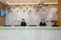Hohhot Xiangjiang Grand Hotel (Inner Mongolia University Inner Mongolia Hospital) - 3-Star