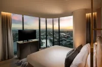Dorsett Gold Coast Hotel di Broadbeach Waters