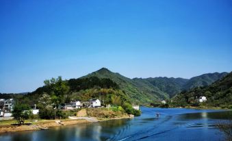 Taohuatan Xixuan Mengge Homestay (Taohuatan Scenic Area)