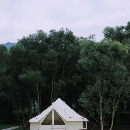 Wangtong Campground Отели рядом с достопримечательностью «Вутонг Маунтен»