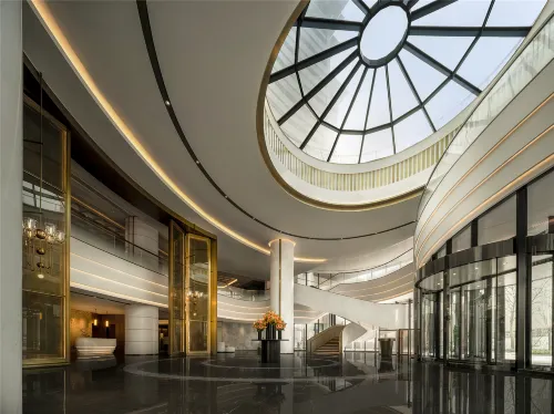Swissôtel Beijing Hong Kong Macau Center - Bintang 5