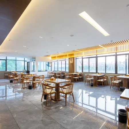 Lanqing Art Hotel