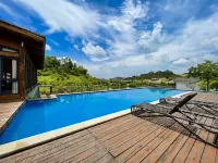 Yu Lin Gengdu Shanzhuang Hotel - Pools