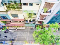 La Mandarina Hotel & Travel at 13 Hang Hanh Street โรงแรมใกล้ประตูเมืองเก่า