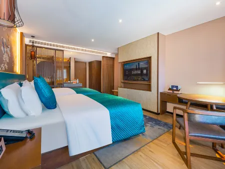 Mehoo Lestie Hotel (Urumqi Wanda Plaza High-speed Railway Station) Отели рядом с достопримечательностью «S21 Desert Highway»