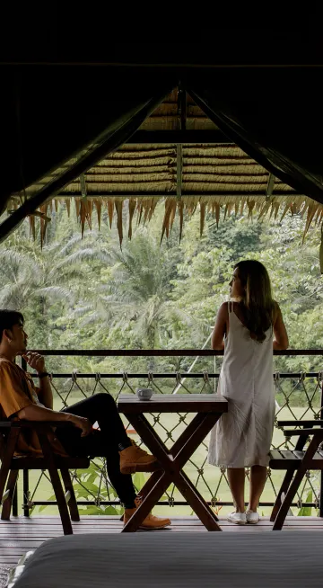 เอ็กโชติกคลิฟวิว