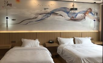 Hailuo Cinema Theme Hotel