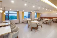 HuaJiYaShe Hotel (Jiaxing Xueyuan Fruit Market)