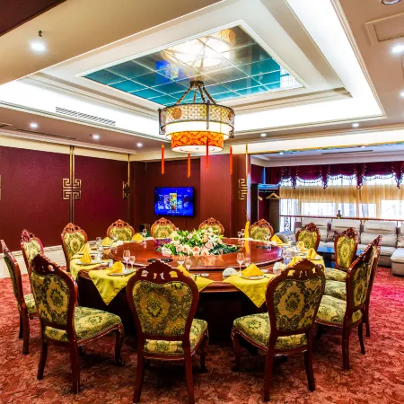Dandong Yalu River Hotel Wassim Hotel