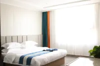 Yiyuan Business Hotel Hôtels à : Fanzhi