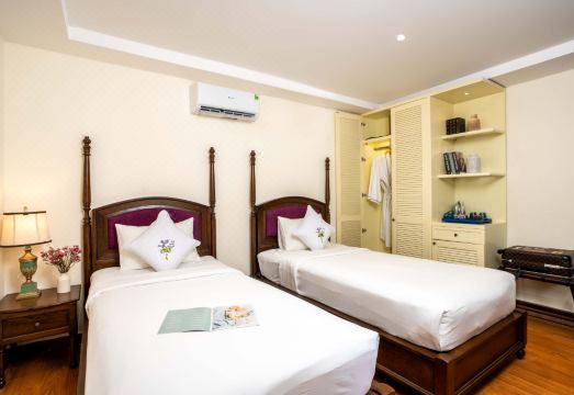 5. 알라곤 시티 호..