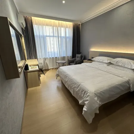 Rujia Pebble Hotel (Jinzhong Shouyang County Chaoyang Street)