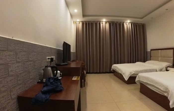 Pingle Xingfu Hotel