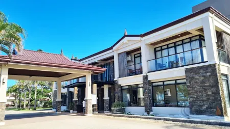 San Antonio Resort Отели в г. Роксас Сити