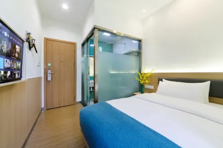 Joy Lai Hotel (Nanshan Subway Station) Отели рядом с достопримечательностью «Yeshi Ancestor Temple»