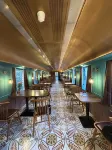 Huapinju Hotel (Urumqi Huijia Times Square) - Park Yeri