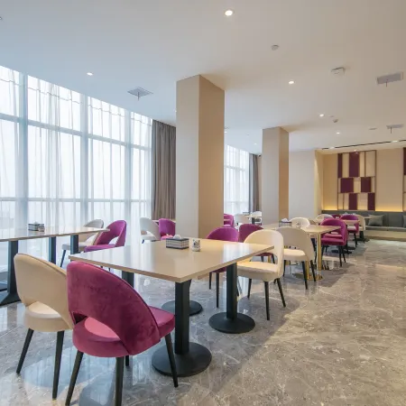 Lifeng Hotel (Guangshui Yingshan Branch)