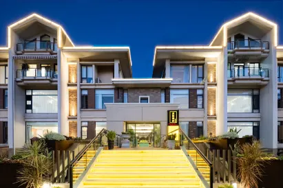 Xilu Lakeside Boutique Hotel