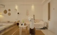 Dongshan Island Xingfuli Homestay - بار