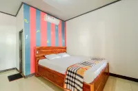 Ekas Beach Guesthouse Mitra RedDoorz Hotels in Pemongkong