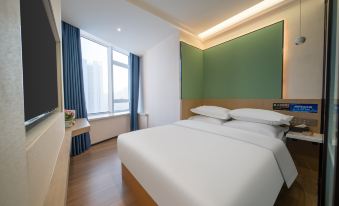 Huanyue Hotel (Urumqi High speed Railway Station Branch)