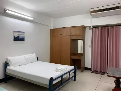 Chokchai Mansion Bang Bua Thong Hotels in Sai Noi District