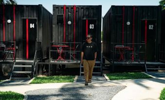 Nomads Homestay Sriracha